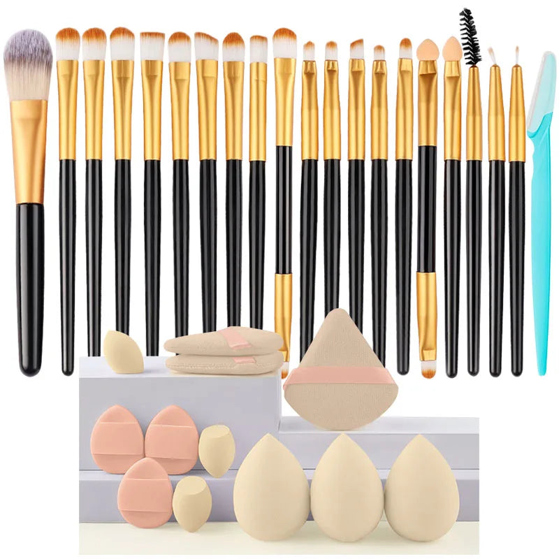 Ensemble de 20 pinceaux de maquillage comprenant fards à paupières, eyeliner, fond de teint, correcteurs, poudre, blush et éponges à maquillage.